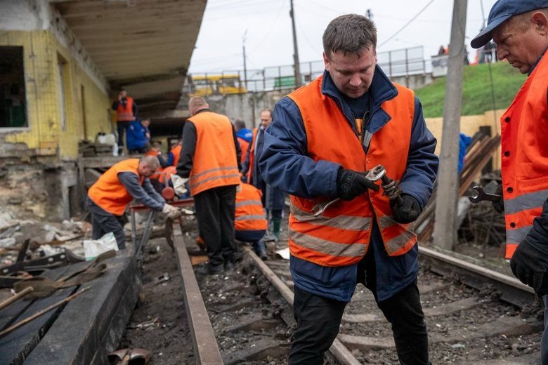 Коли відновлять рух метро після обстрілу 19 жовтня?