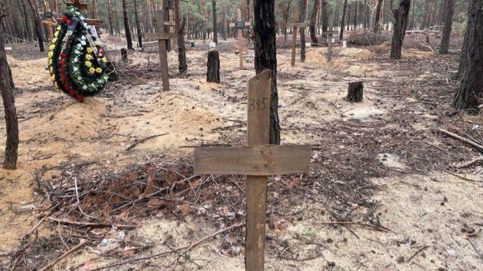 Щось їм не сподобалось – тягнули в катівню. Піддавали тортурам як чоловіків, так і жінок. Утримували там навіть дітей, – Володимир Тимошко 05