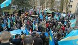 Кілька тисяч етнічних угорців вийшли на мітинг за автономію в Румунії. ФОТОрепортаж