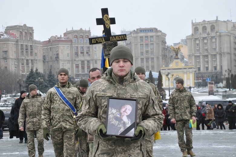 Із загиблим українським воїном Денисом Галушком попрощалися у Києві 16