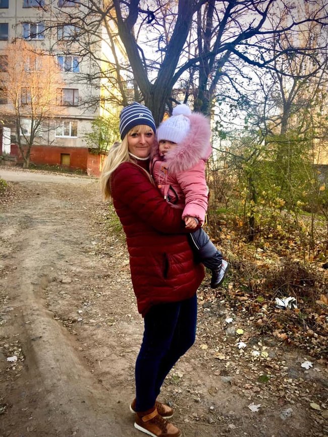 Похожа на фото: ветерана Котеленец (Фортуну) задержали по подозрению в конвоировании украинских пленных на параде в Донецке, - Билозерская 08