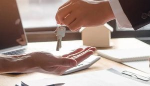 Іноземці масово скуповують квартири в Польщі: українці більше, ніж інші нації разом узяті