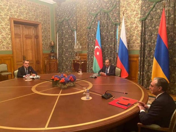 Переговоры глав МИД Армении и Азербайджана начались в Москве 01