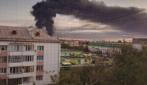 Из-за пожара на нефтебазе в Феодосии введен режим техногенной чрезвычайной ситуации. ФОТОРЕПОРТАЖ