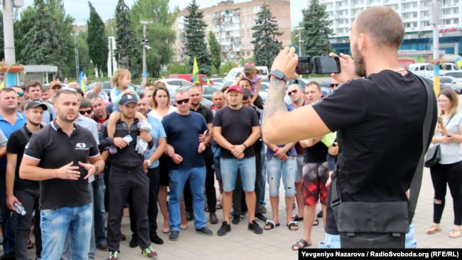 Євробляхери провели в Запоріжжі автопробіг проти штрафів 01