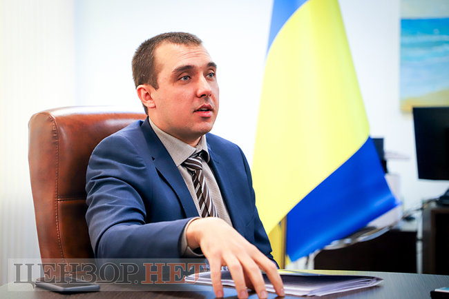 Наші моряки мали право проходити Керченську протоку. Законне. Згідно з тим, що Крим - наш, території - наші, - в.о. директора ДБР Олександр Соколов 05