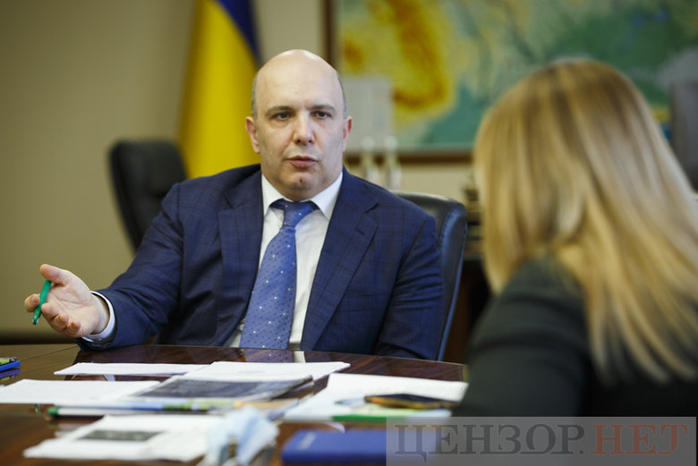 Міністр довкілля Роман Абрамовський: Мені дуже важко ставити якісь умови, тиснути. У мене шлях від умови до заяви дуже короткий 06
