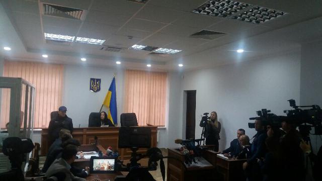Шуфрич просит суд отдать сына ему на поруки 01