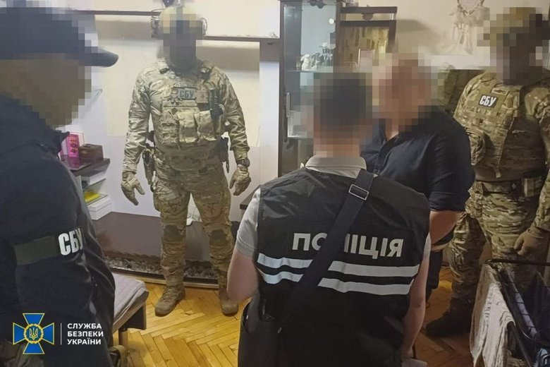 СБУ и Нацполиция задержали 11 организаторов схем уклонения от мобилизации
