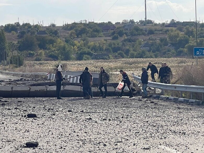 Україна провела черговий обмін полоненими: додому повернулися 20 військових 02