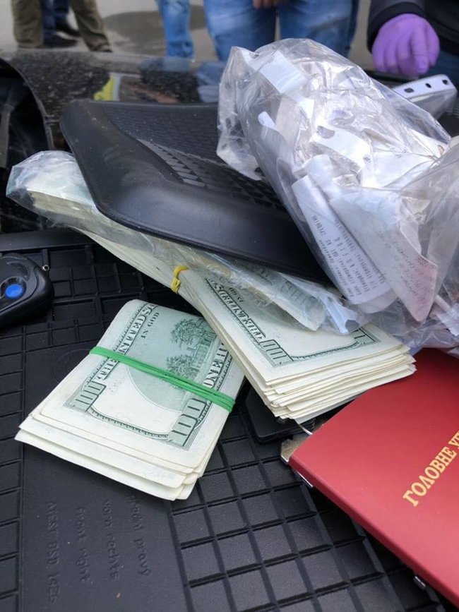 NABU caught SBU operative while receiving $47,500 in bribe 03