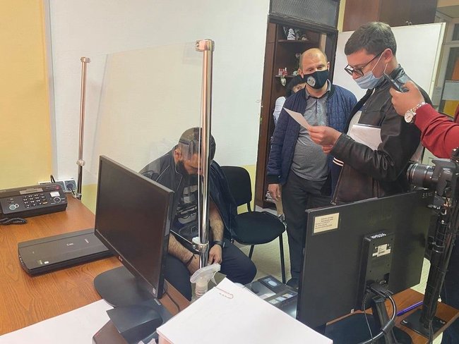 Громадянина Вірменії із санкційного списку РНБО затримано в Ужгороді 01