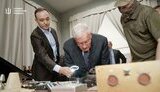 Kellogg was shown Western components in Russian weapons