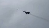 МиГ-29 запускает противолокационную ракету
