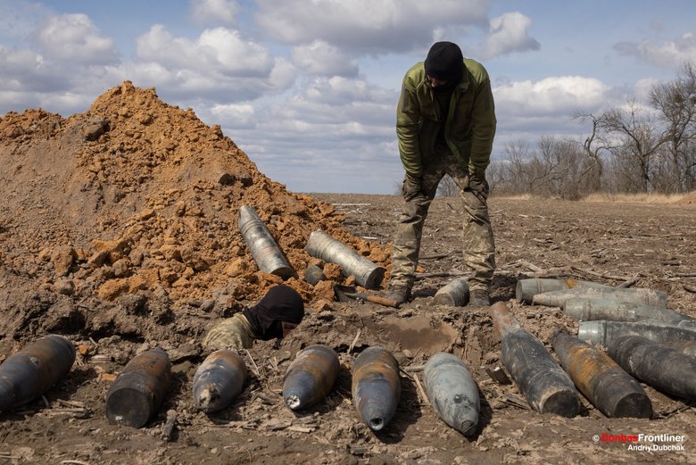 Ukrainian sappers destroy Russian unexploded ordnance in Kyiv region 02