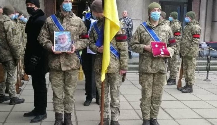 В Одессе простились с волонтером и ветераном АТО Владимиром Малофеевым. ФОТОрепортаж