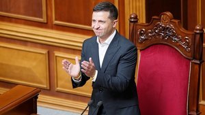 Зеленський приїхав у Раду для переговорів із главами фракцій