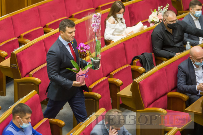 Вазоны Тищенко, просьба к Радуцкому по поводу ягодицы и сообщение Литвиненко: Когда ее обнимаю, у меня все встает, - работа ВР 16 апреля 08