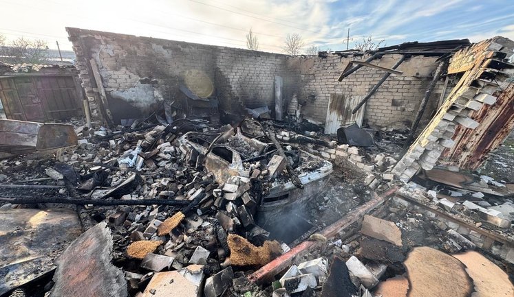 Ворожі обстріли Херсонщини: двоє загиблих і один поранений за добу