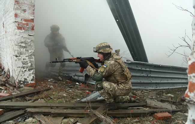 Особовий склад підрозділів вогневої підтримки відпрацював тактичні прийоми володіння штатним озброєнням у районі ООС 12