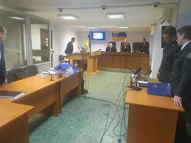 Суд над Януковичем: суддя перервав дебати адвоката. СТЕНОГРАМА ЗАСІДАННЯ 01