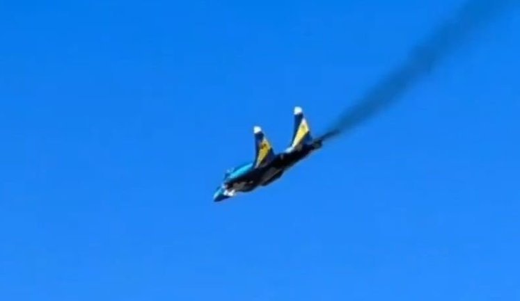 MiG-29 fighter pilot catches up with and shoots down Russian Shahed over Rivne Oblast. VIDEO