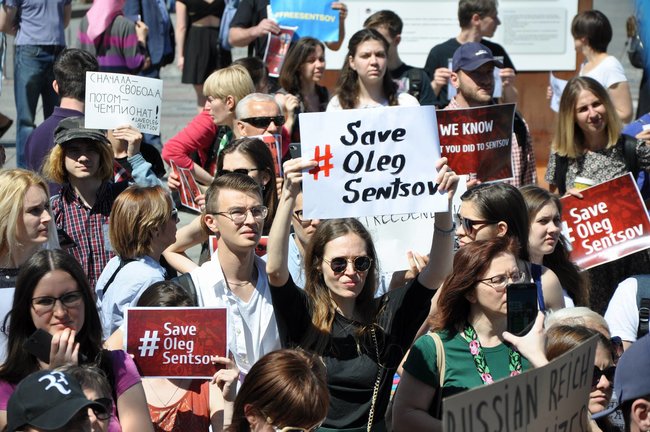 Акція на підтримку Сенцова та інших політвязнів у РФ і окупованому Криму відбулася на Майдані 04