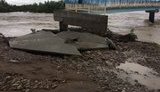 Паводок змив міст біля Калуша, який після повені 2008 року відновлювали 7 років. ФОТО