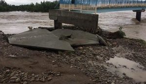 Паводок возле Калуша смыл мост, который после наводнения 2008 года восстанавливали 7 лет. ФОТО