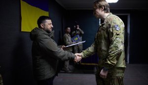 Зеленський відзначив нагородами бійців "Азову" та вручив погони бригадного генерала Прокопенку (Редісу). ФОТОрепортаж