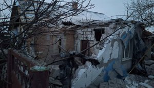 Росіяни вдарили по громаді на Синельниківщині: шестеро постраждалих, пошкоджено будинки та пожежно-рятувальний підрозділ. ФОТОрепортаж