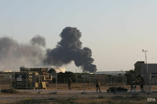 Ракетні обстріли і вуличні заворушення: кадри з Ізраїлю 24