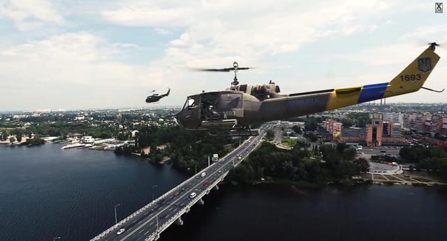 вертолет