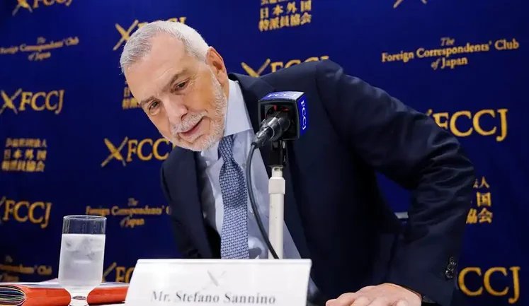 Генсек дипломатичної служби ЄС подаву відставку на тлі підозр у шахрайстві