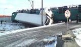 Под Одессой локомотив протаранил фуру с детским питанием. ФОТОрепортаж