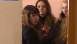 Старшеклассницы из Макеевки избили ногами младшую школьницу. ВИДЕО