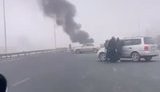 Протестующие своими авто перекрыли колоннам силовиков въезд в Алматы. ВИДЕО