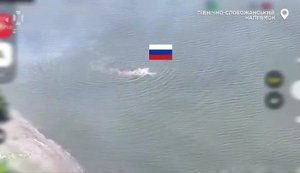 Прикордонники знищили групу ворожої піхоти під час спроби переправи через воду, уразили бліндажі й позиції. ВIДЕО