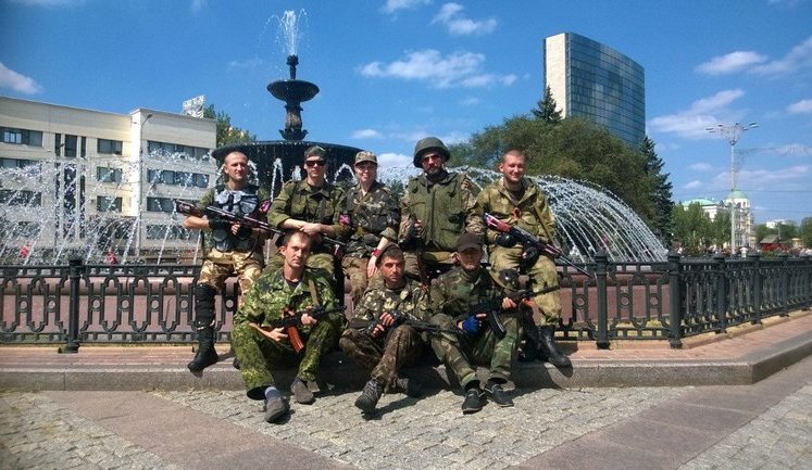"Просимо впізнати учасників "параду полонених" у Донецьку", - волонтер Кабакан. ФОТО