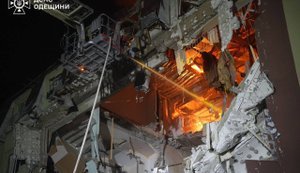 Ворог знову масовано атакував Одесу: влучання по житловій забудові, троє загиблих, серед них дитина. ВІДЕО+ФОТОрепортаж