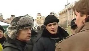 На Майдане-2 начались разборки: выясняют кто главный и за что стоят. ВИДЕО.