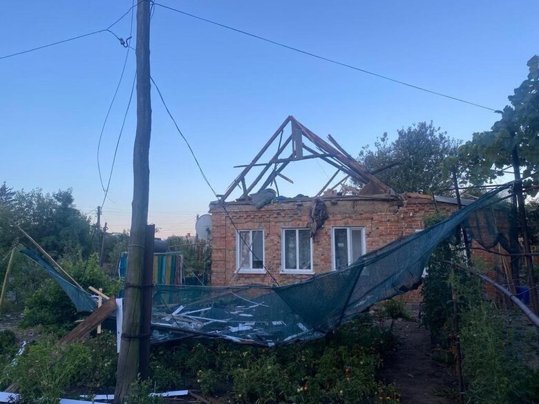 Последствия вражеских обстрелов Днепропетровской области 02