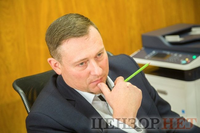 В ряде случаев я представлял Януковича, принимал участие в суде. Но его защитником я не был, - первый замглавы ГБР Александр Бабиков 10