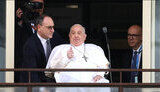 pope,francis,hospital,roman,recovery