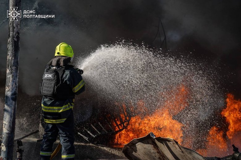 Russia attacked businesses in the Poltava region: fires broke out