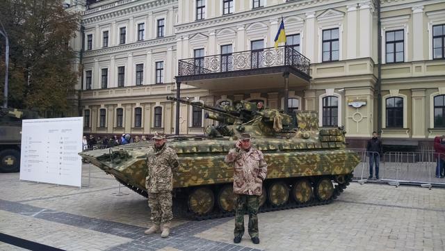 оружие порошенко выставка 