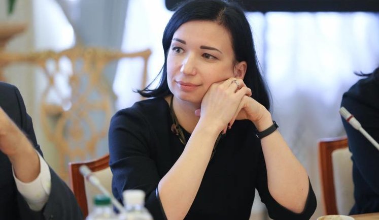 Ольга Айвазовська: "Голос в Україні коштує 500 гривень, і допускати в цих умовах дистанційне голосування - це просто стріляти собі в ногу"