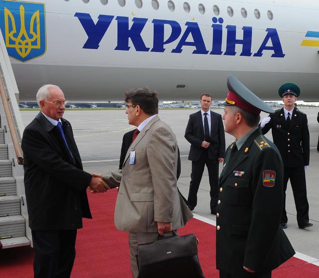 медведев азаров