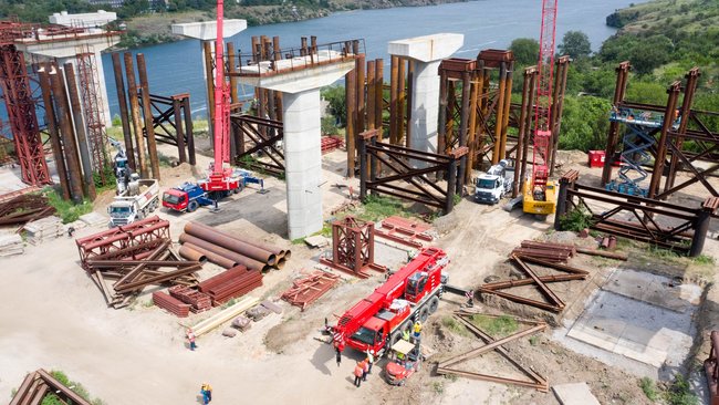 Будівництво моста через Дніпро почали в Запоріжжі 09