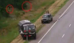 безпілотник атакує бензовоз